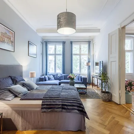 Apartment The Paul Loft, Big 3 Bed Apartment, 120 M2, Group & Family Friendly, Prenzlauer Berg, Ideal For 4 - 8 Guests