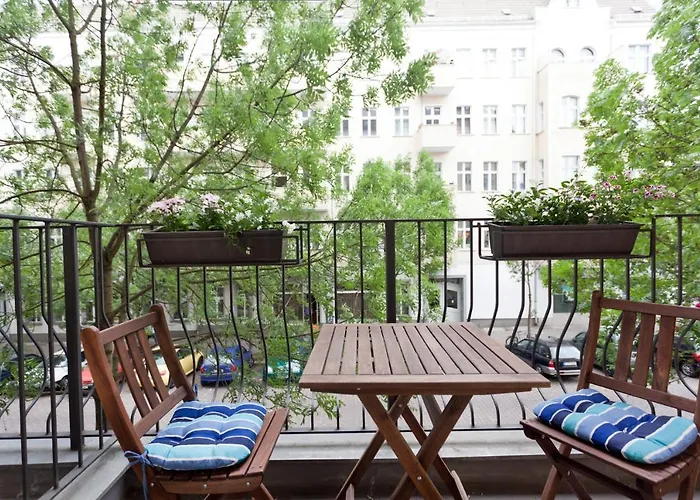 The Paul Loft, Big 3 Bed Apartment, 120 M2, Group & Family Friendly, Prenzlauer Berg, Ideal For 4 - 8 Guests Apartment Berlin